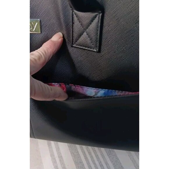 Mary Kay Large Zippered Black Tote Bag 17 by 12 inches high - Picture 3 of 8